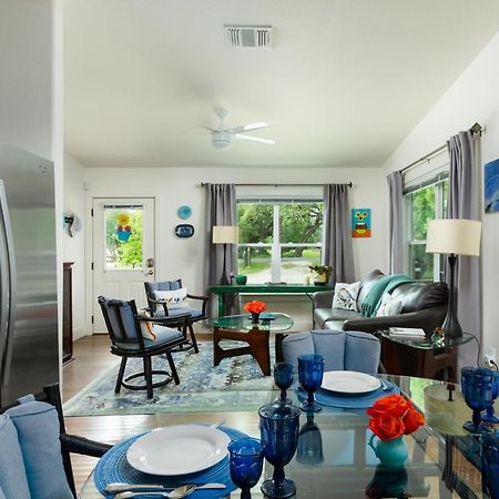 Bear Creek Cottage Manchaca ภายนอก รูปภาพ