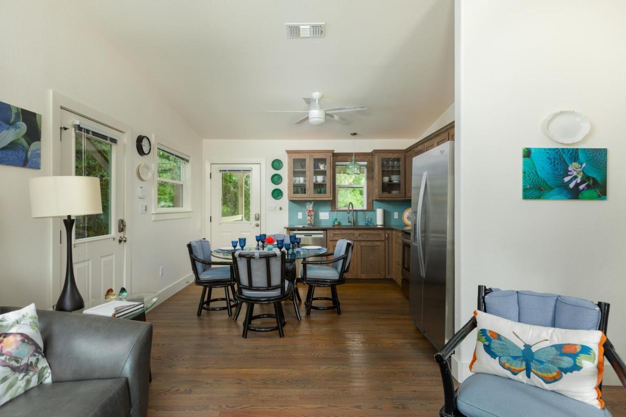 Bear Creek Cottage Manchaca ภายนอก รูปภาพ