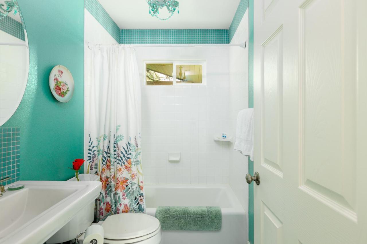 Bear Creek Cottage Manchaca ภายนอก รูปภาพ