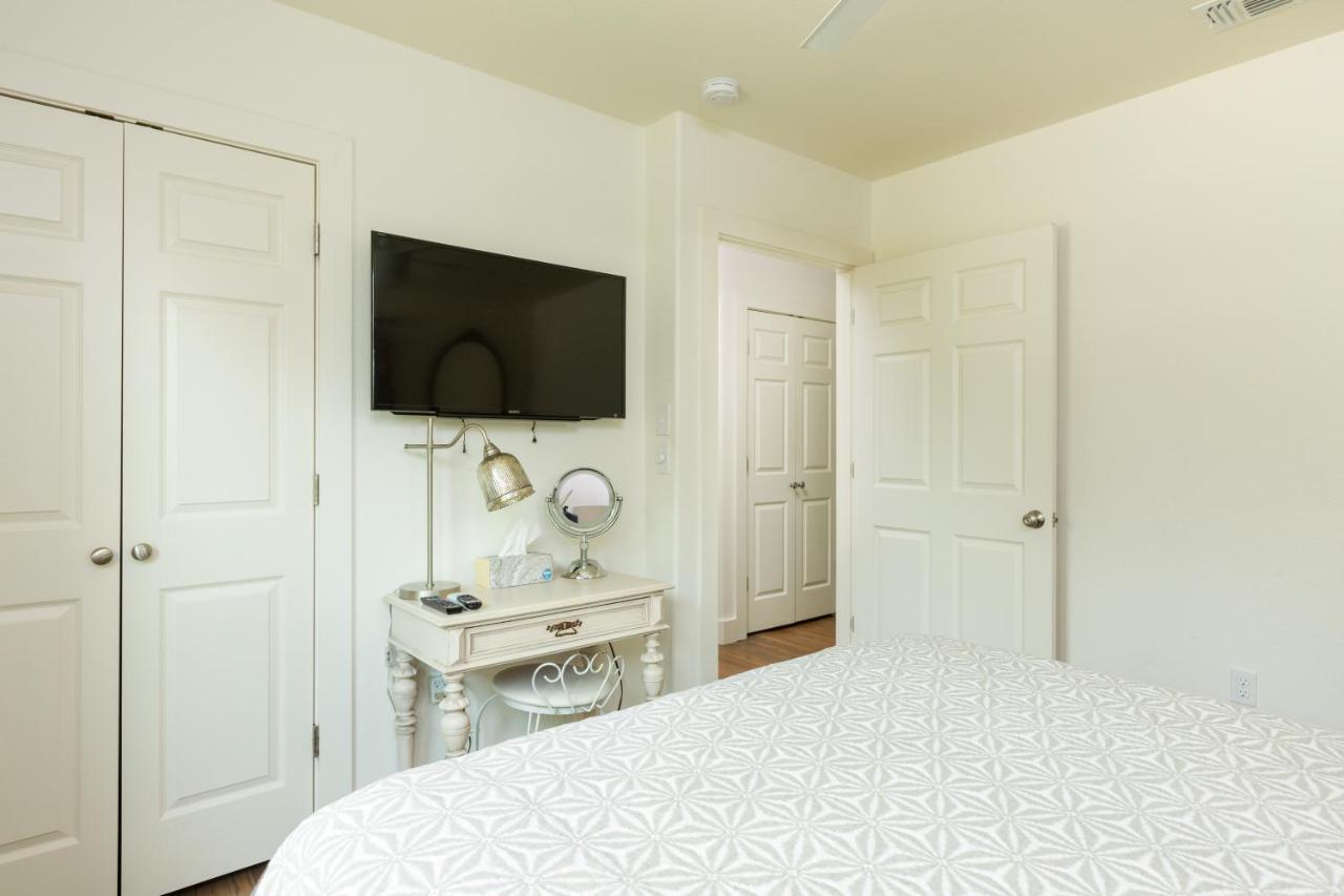 Bear Creek Cottage Manchaca ภายนอก รูปภาพ