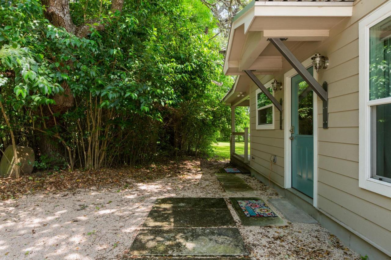 Bear Creek Cottage Manchaca ภายนอก รูปภาพ