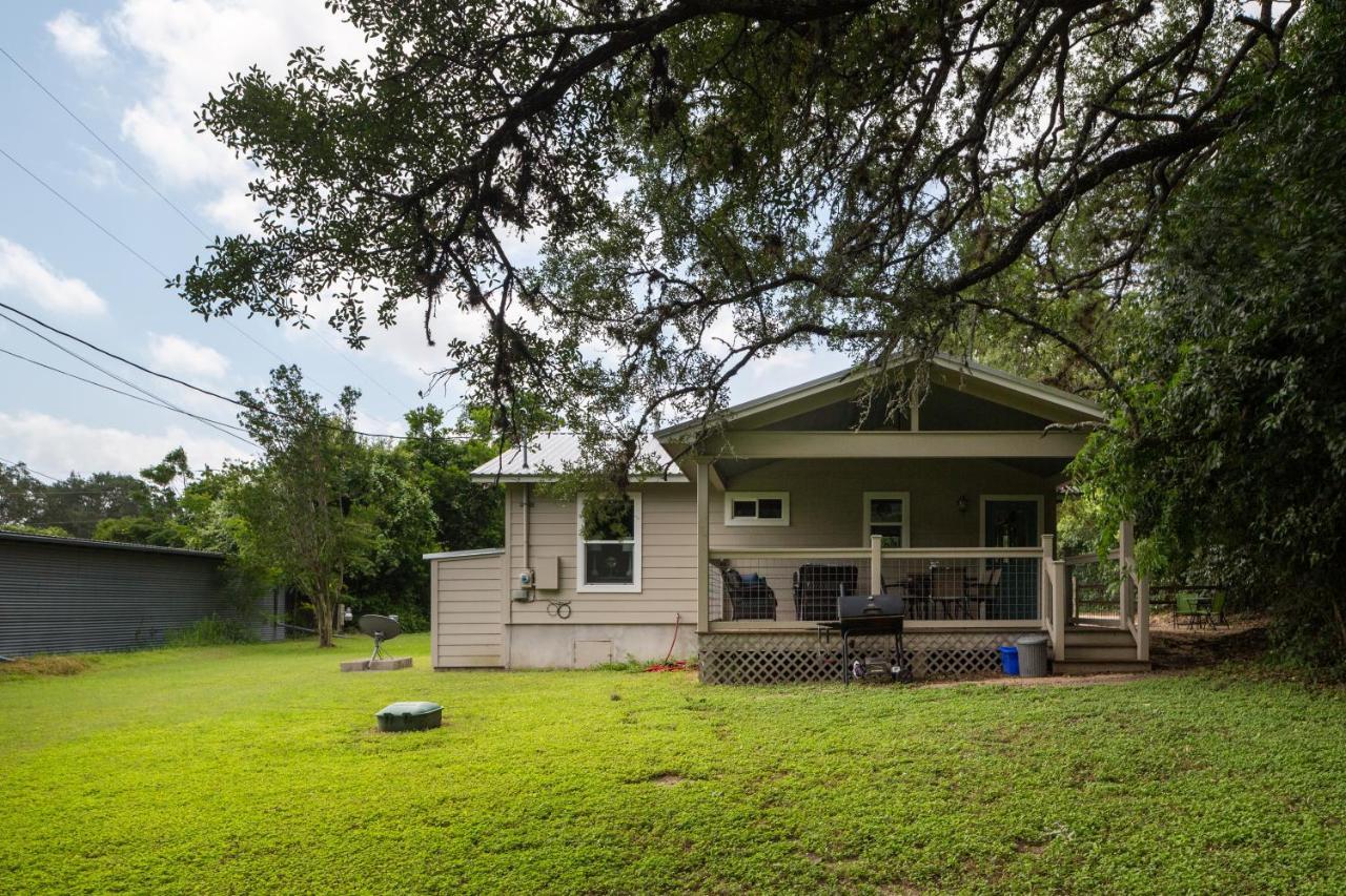 Bear Creek Cottage Manchaca ภายนอก รูปภาพ